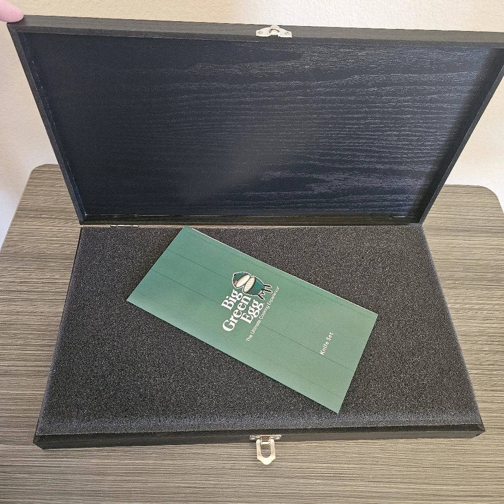 Big Green Egg 4 piece Knife Set in Gift Box